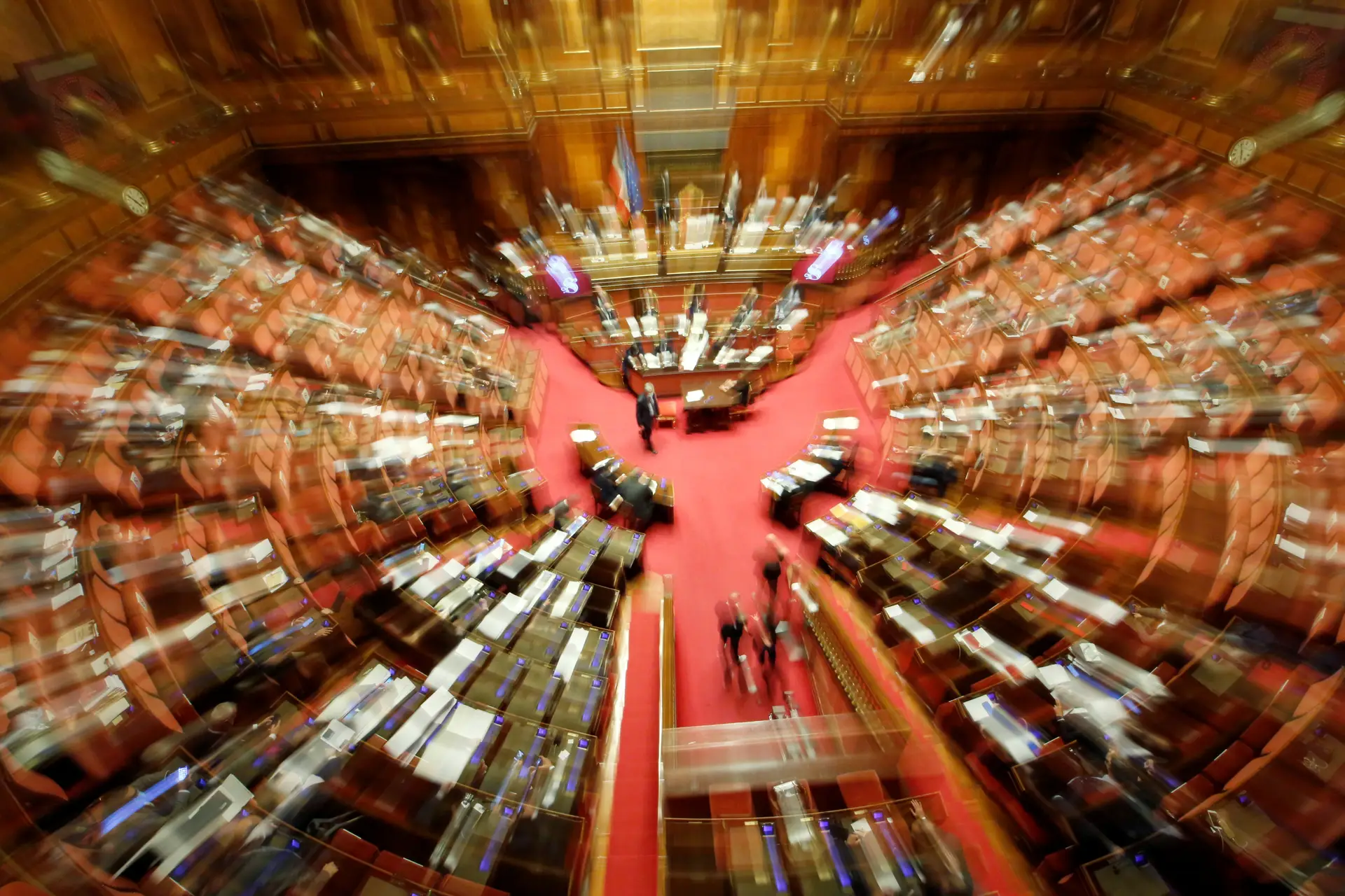 Os cenários possíveis numa Itália à beira de uma crise política