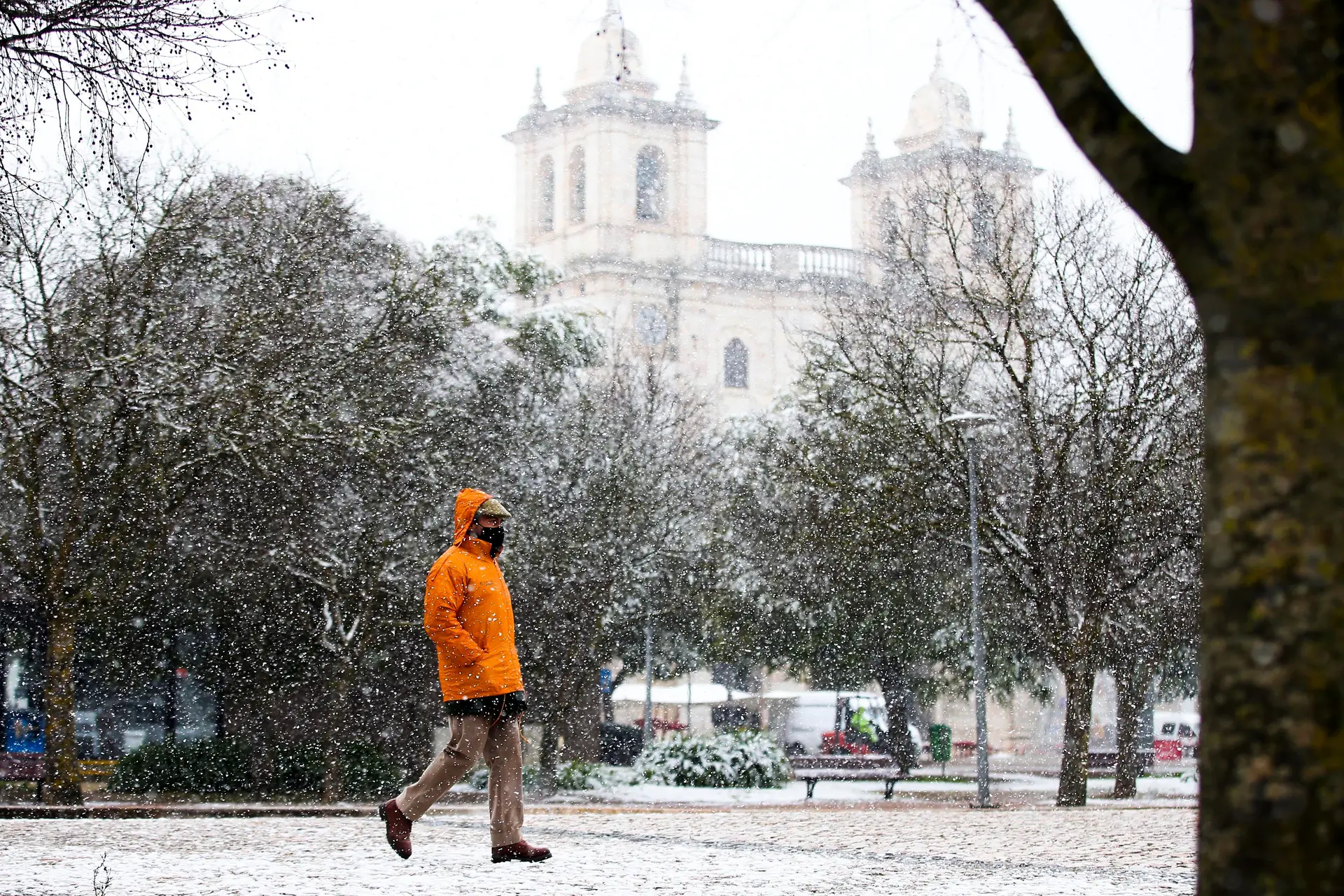 Todo o país continua sob aviso amarelo devido ao frio