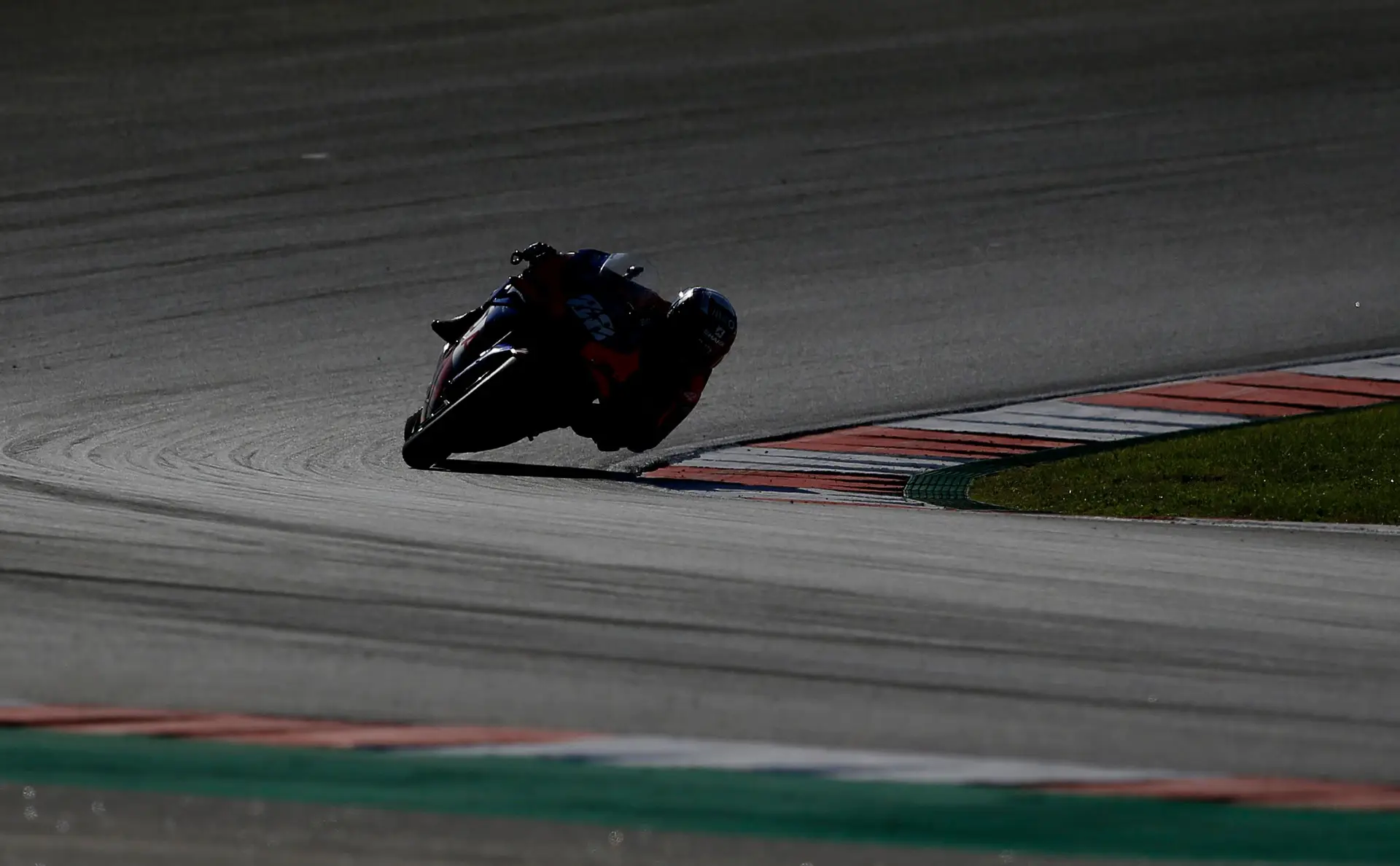 Miguel Oliveira com o quinto melhor tempo no primeiro dia de testes de MotoGP