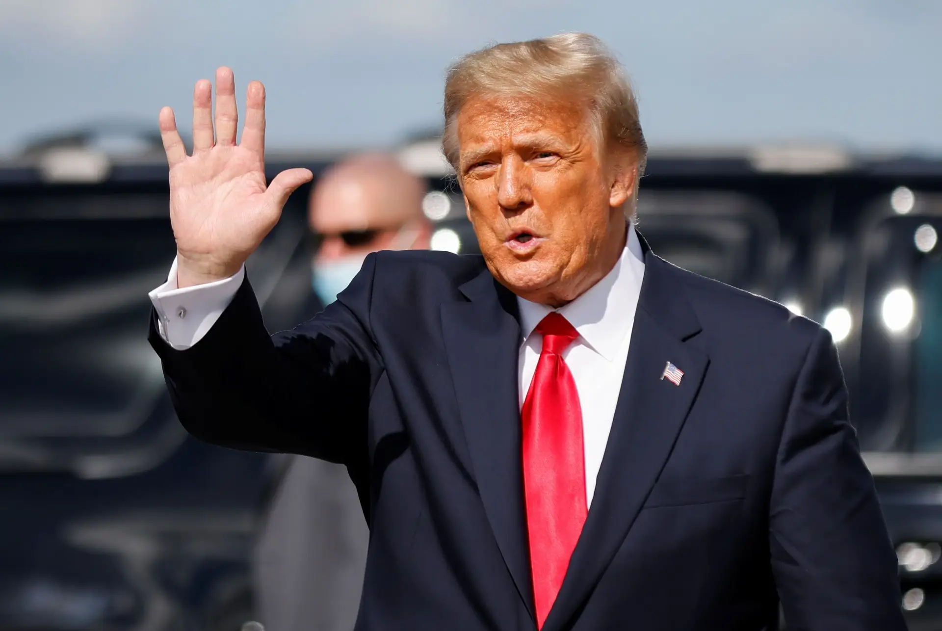 Donald Trump terá de testemunhar sob juramento na próxima semana