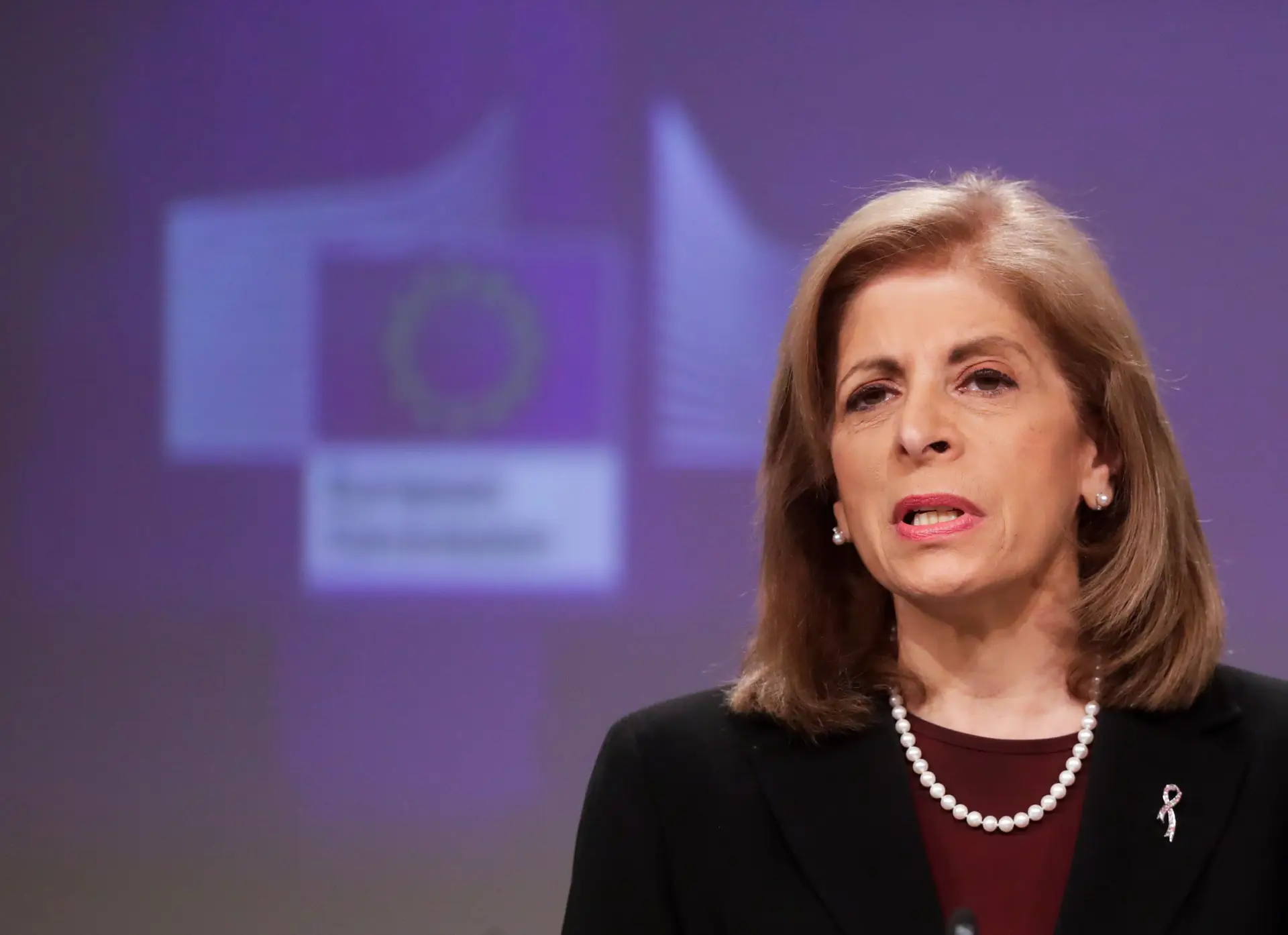 Covid-19. UE atinge meta dos 70% da população adulta vacinada mas quer mais