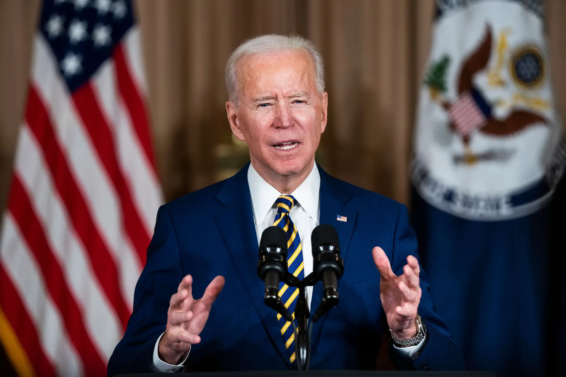 Myanmar. Joe Biden apela a que generais renunciem ao poder