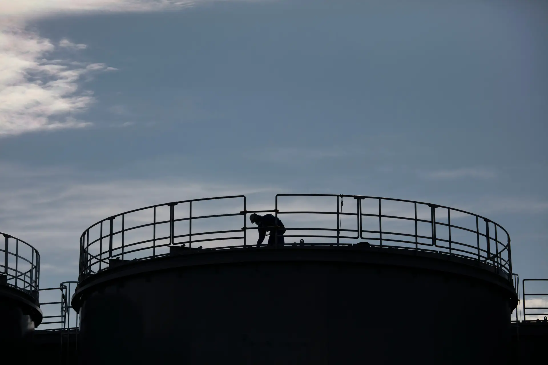 Dois trabalhadores de Fukushima hospitalizados após acidente na central