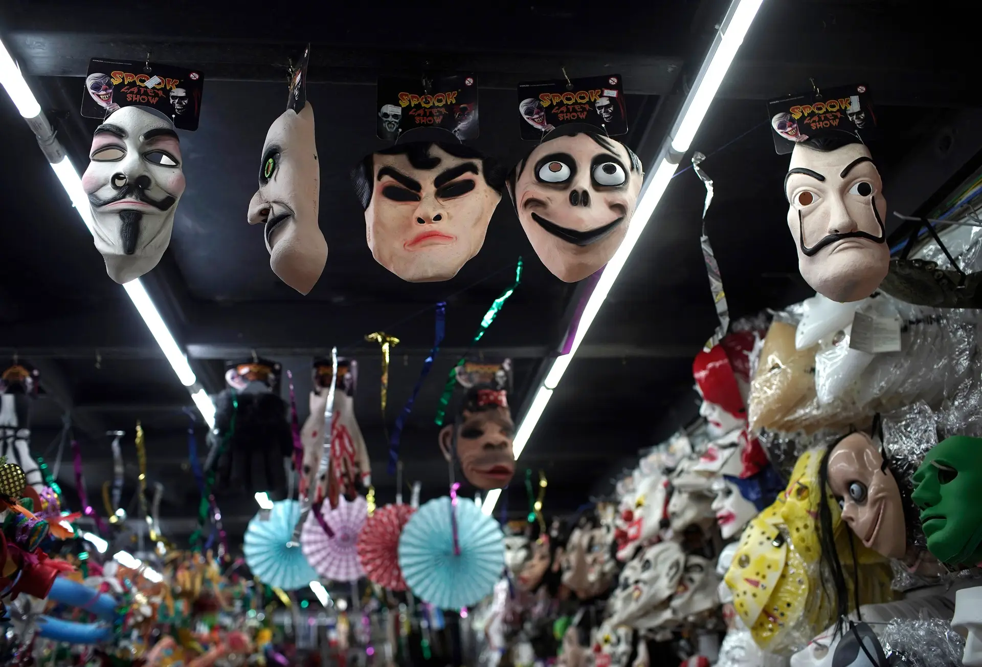 Covid-19. Rio de Janeiro propõe mini carnaval numa ilha para provar eficácia de vacinas