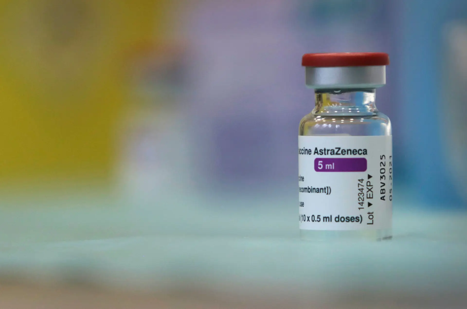Covid-19. Bruxelas bloqueia exportação de vacinas da AstraZeneca para a Austrália