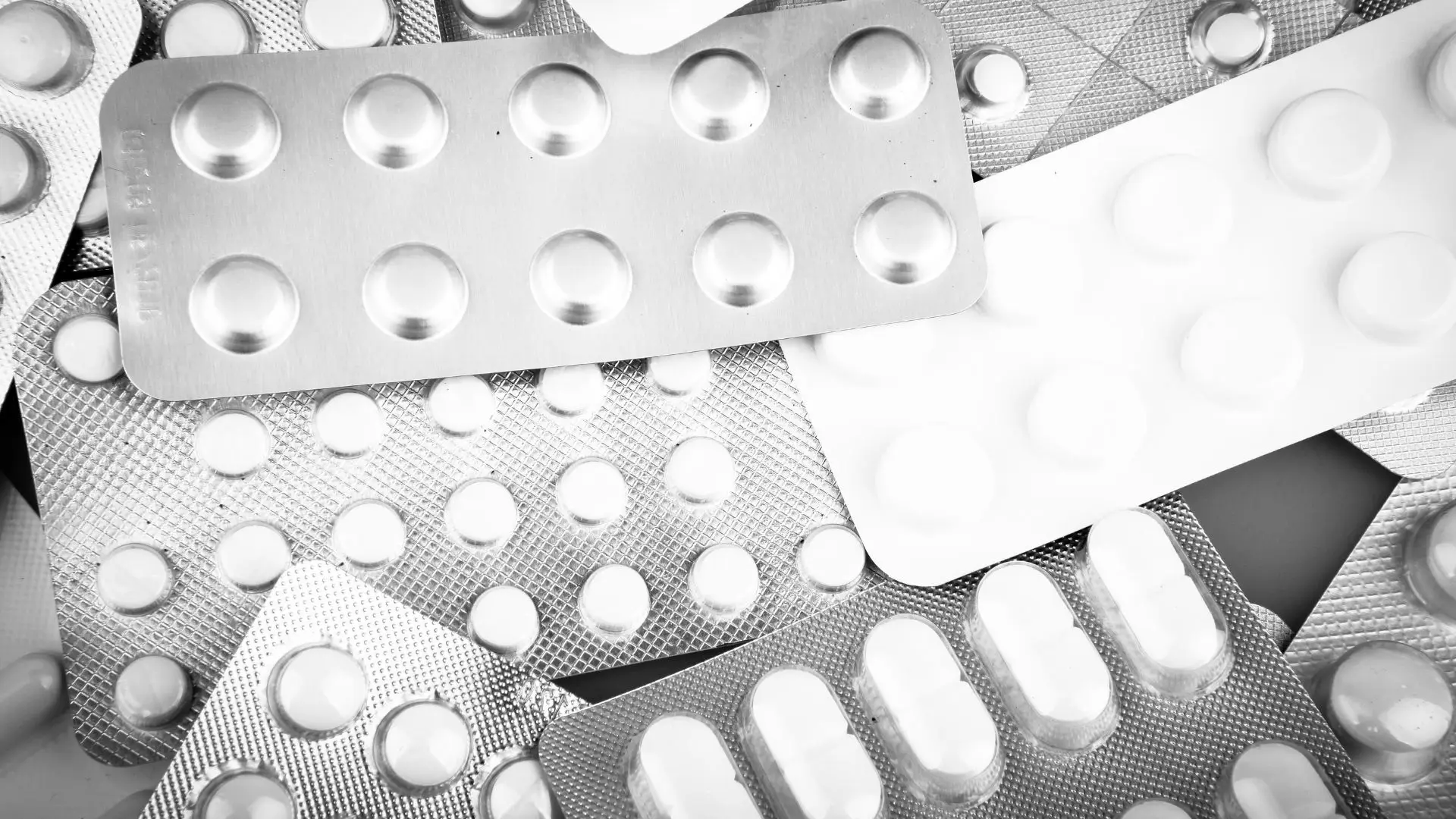 Vitamina D3 e medicamentos para alergia e cancro reduzem replicação do SARS-CoV-2