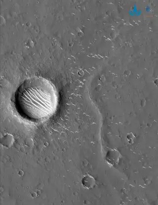     Desfiladero y muros de Schiaparelli Sistema del valle de Marineris.