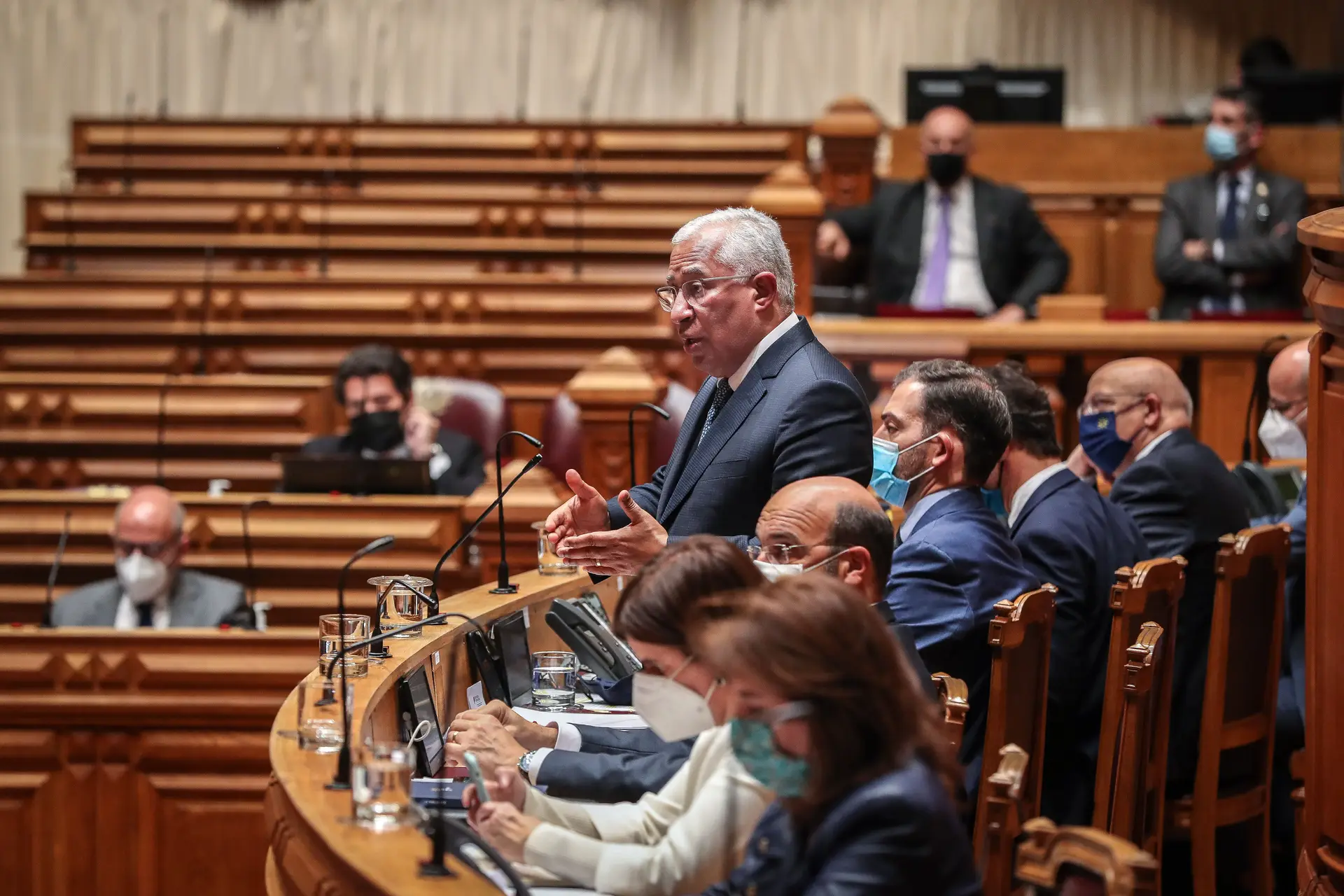 Eutanásia. Governo não comenta decisões dos tribunais ou da AR mas "respeita-as"