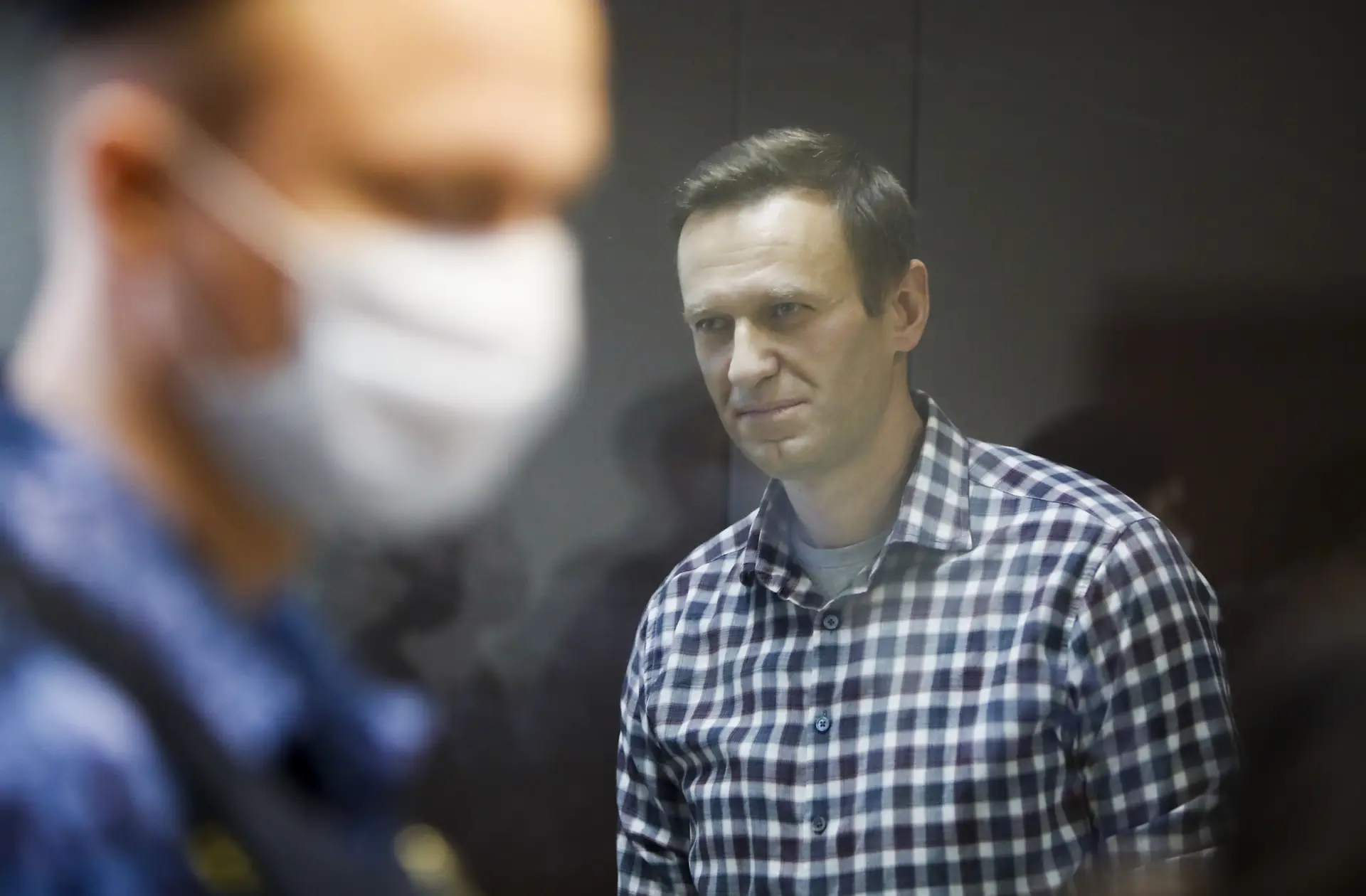 Alexei Navalny diz que o seu envenenamento desmascarou regime de Putin
