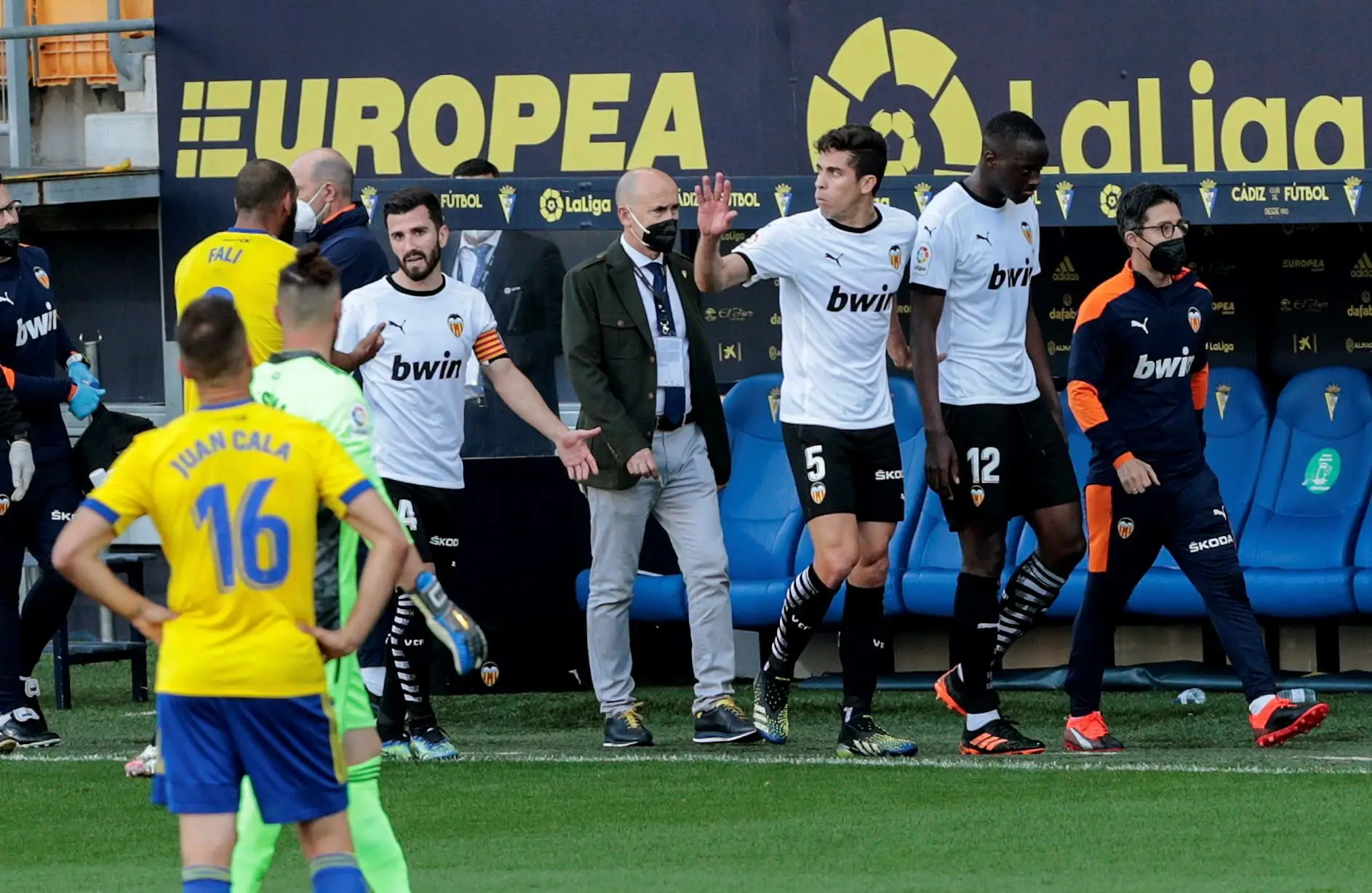 Valência pede à Liga espanhola para investigar alegados insultos racistas a Diakhaby