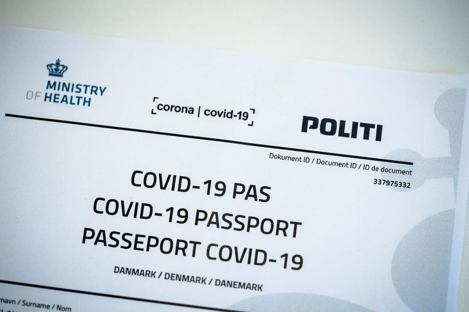 O novo "passaporte covid-19" emitido pelas autoridades dinamarquesas.