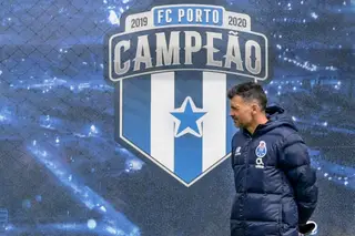 FC Porto renova por mais três épocas com Sérgio Conceição