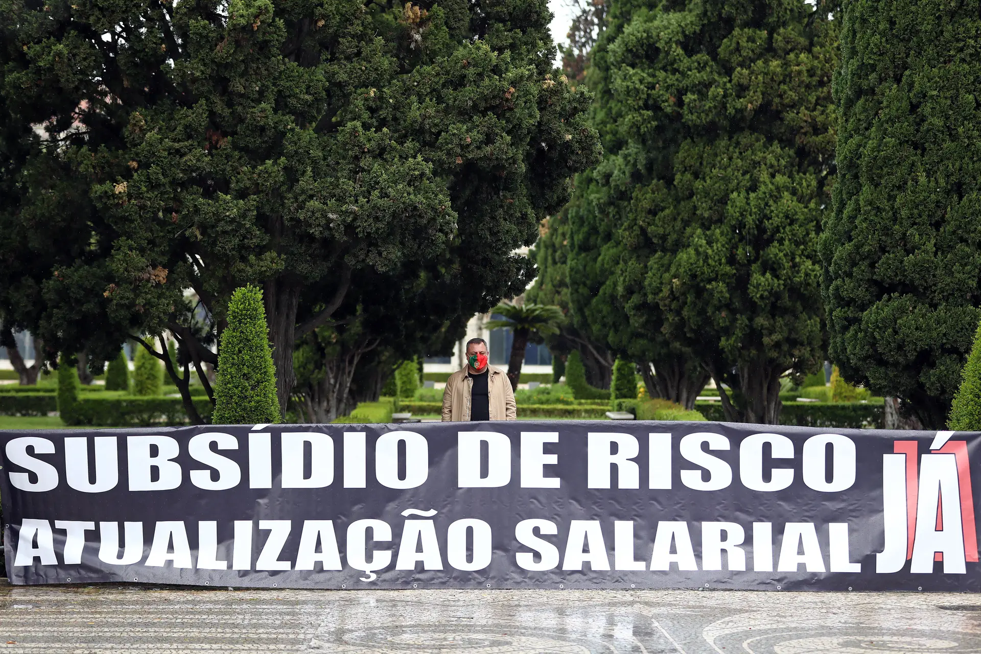 Sindicato considera atualização do subsídio de risco para 100 euros um "insulto aos polícias"