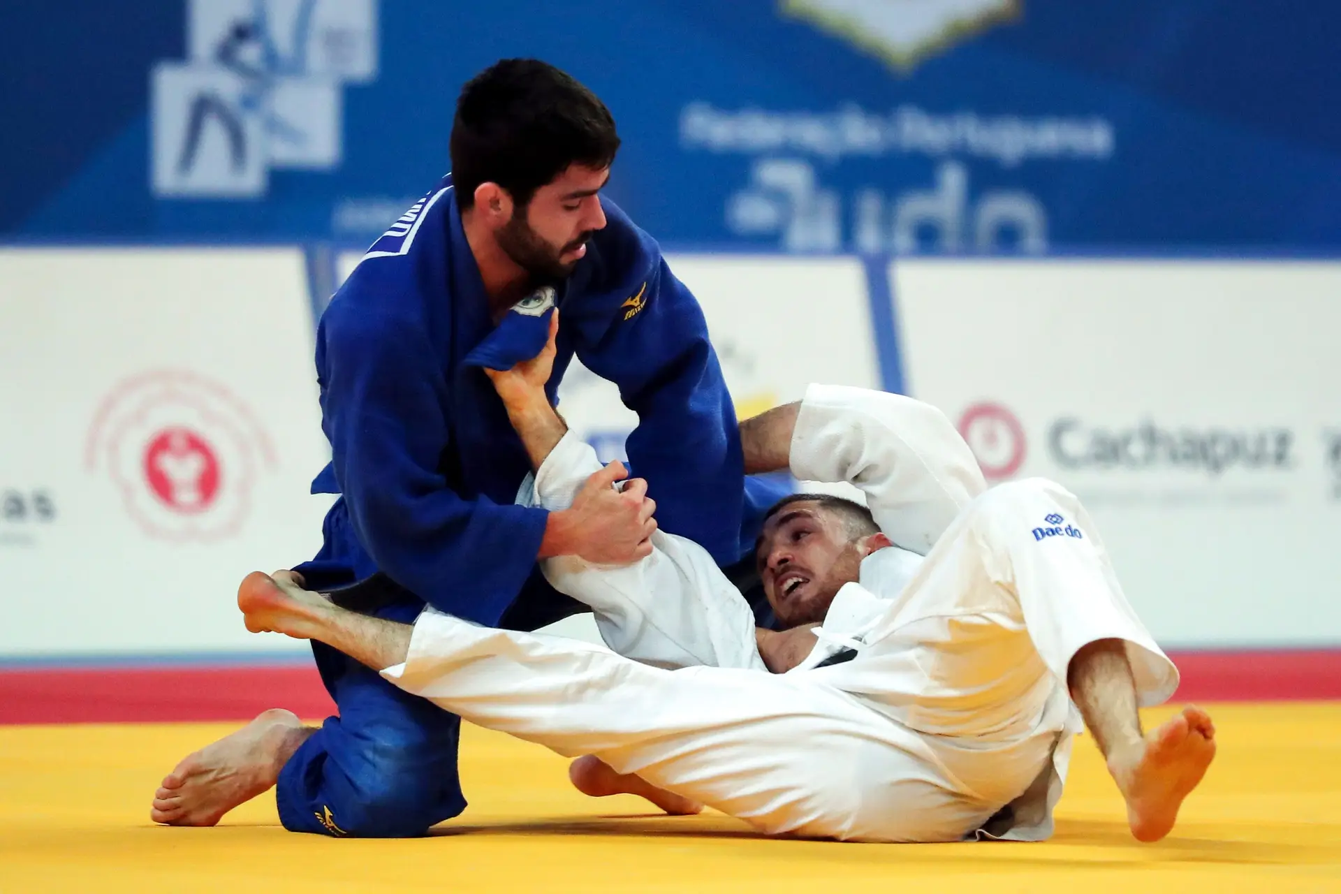 João Crisóstomo conquista medalha de bronze nos Europeus de judo
