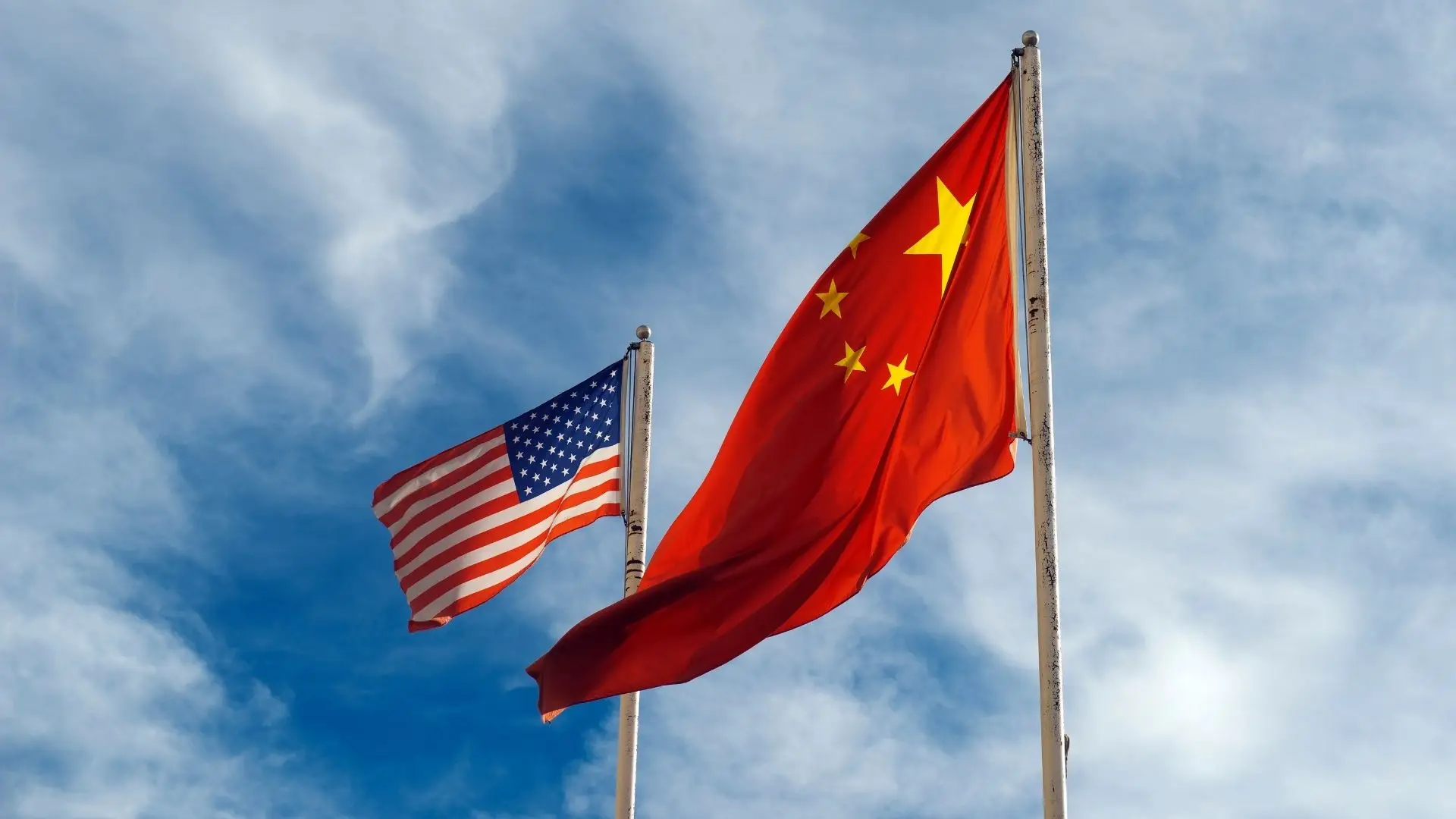 EUA e China "comprometem-se a cooperar" na crise climática