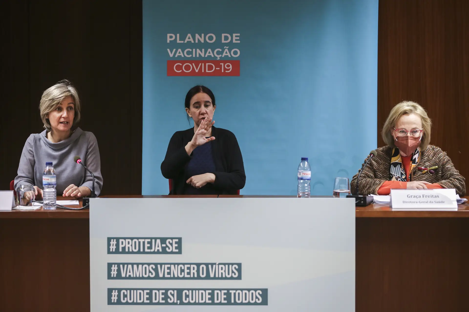 Novas doenças nas prioridades para a vacinação contra a covid-19