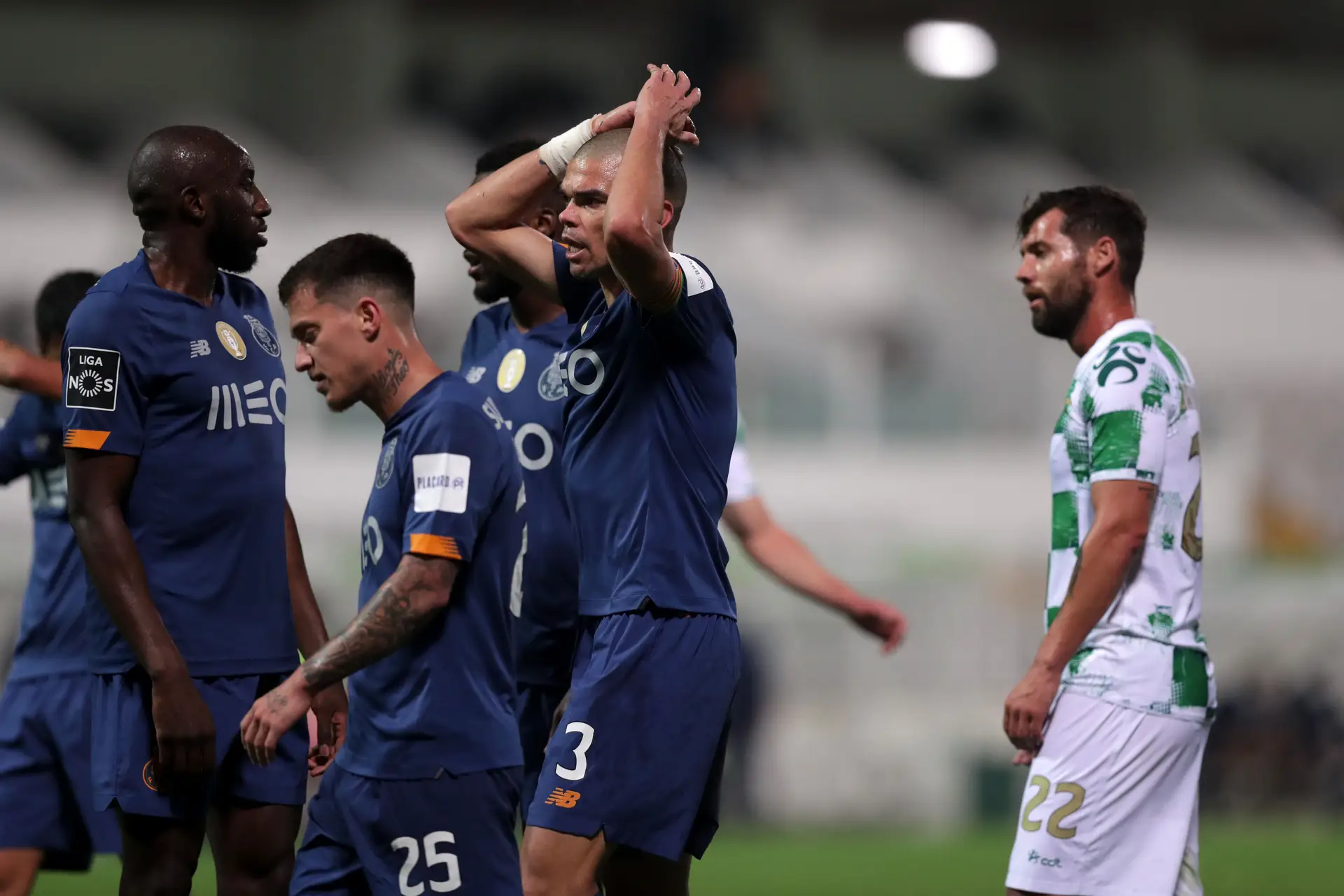 FC Porto empata com Moreirense e fica a seis pontos do Sporting