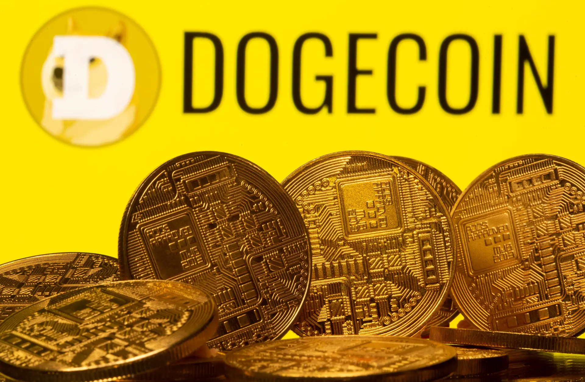 Moeda digital dogecoin alcança valor recorde
