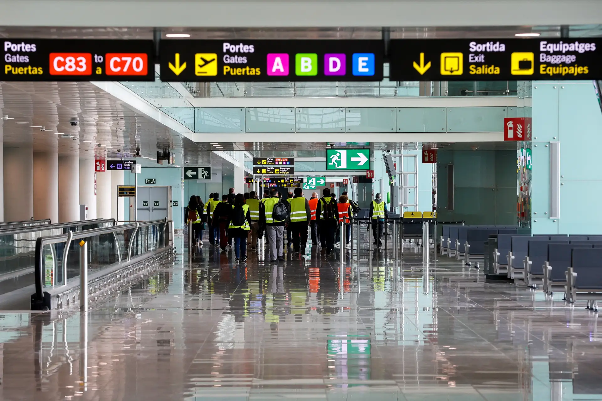 Espanha prolonga até finais de maio restrições à chegada de países terceiros