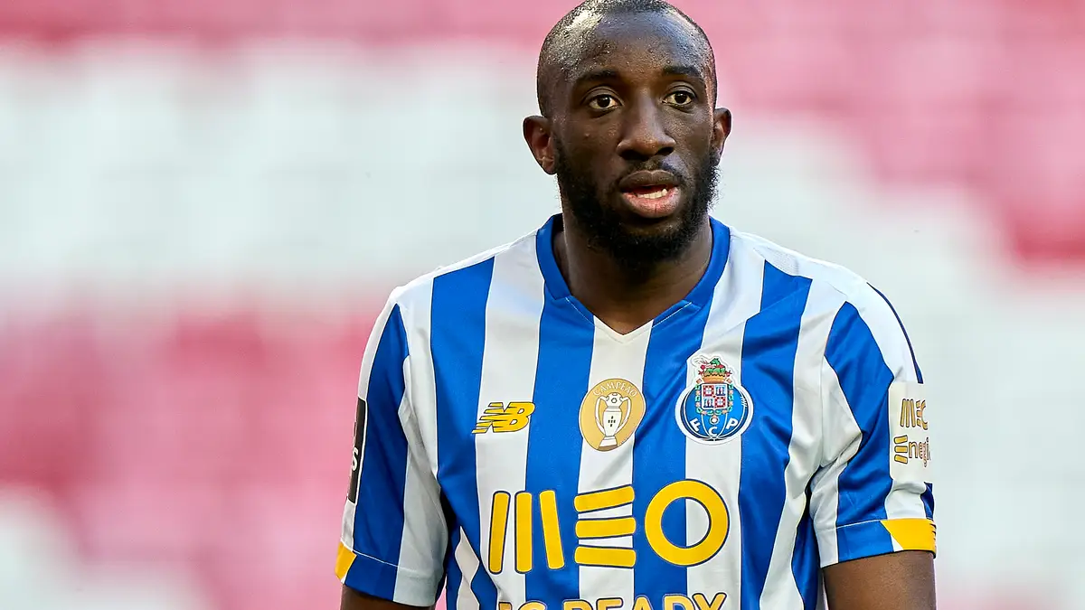 Saudades, FC Porto? Que golo de Marega na Champions asiática! - TVI Notícias