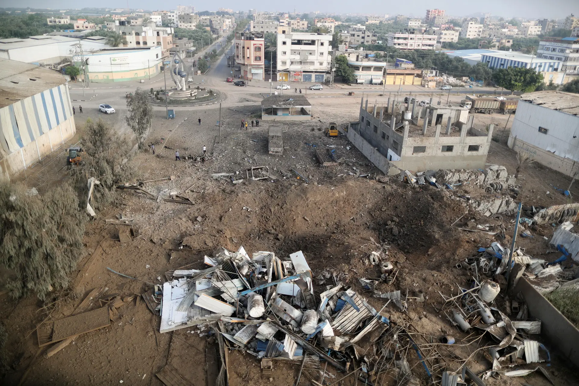 Pelo menos 15 pessoas morreram em ataques israelitas a 130 alvos do Hamas