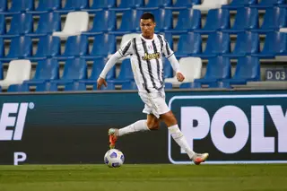 Cristiano Ronaldo é o primeiro jogador a atingir a marca dos 100 golos em três clubes de países diferentes