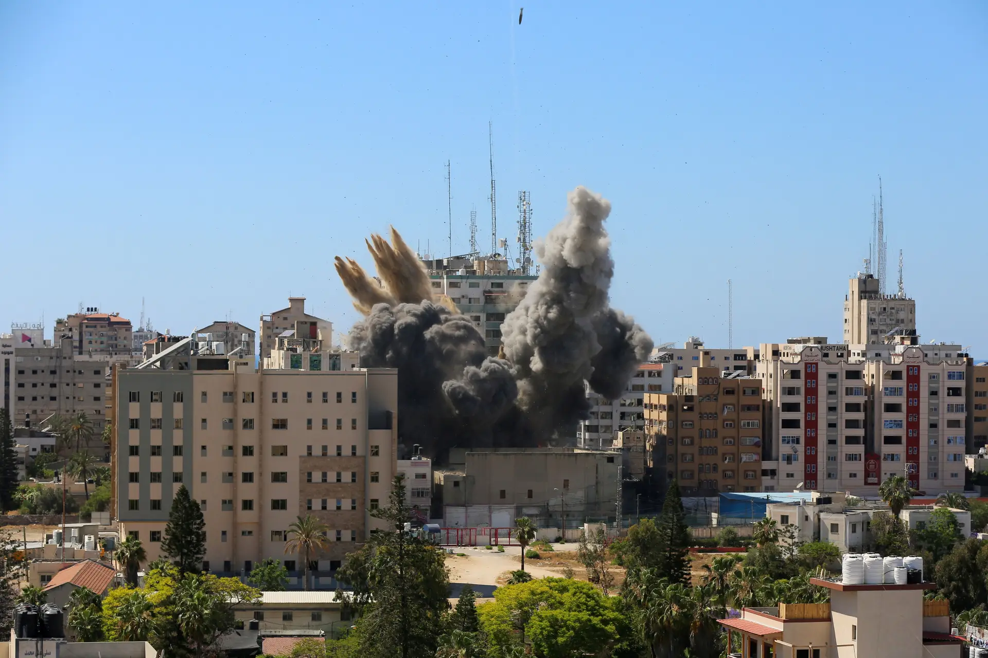 Bombardeamentos em Gaza. EUA advertem Israel após ataque a edifício da Associated Press