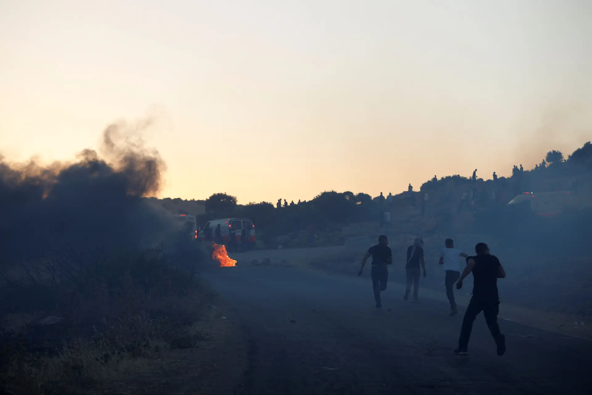 Egito abre fronteira com Gaza para socorrer palestinianos feridos