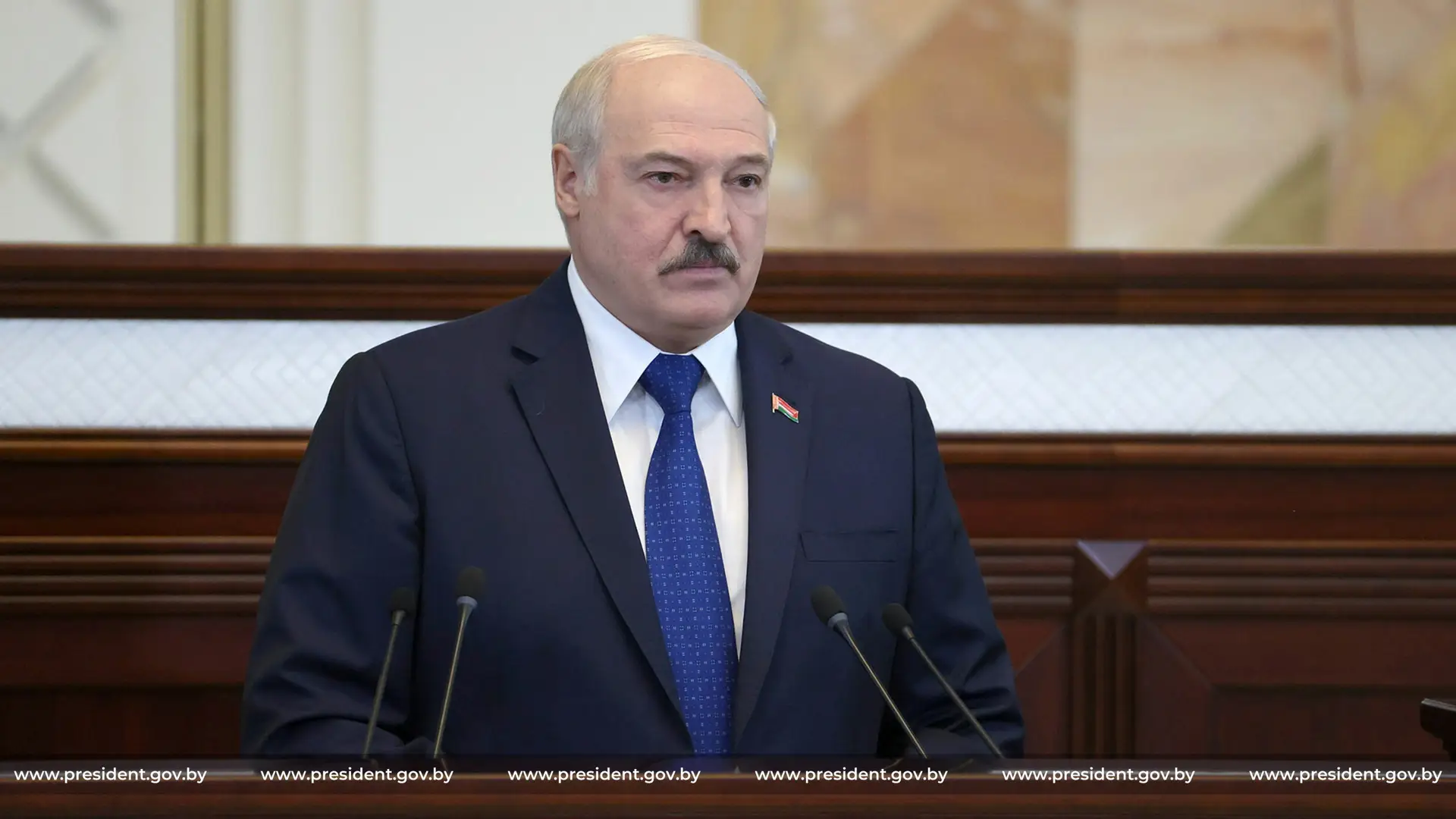 Bielorrússia: Lukashenko diz que estrangeiros passaram "linhas vermelhas"