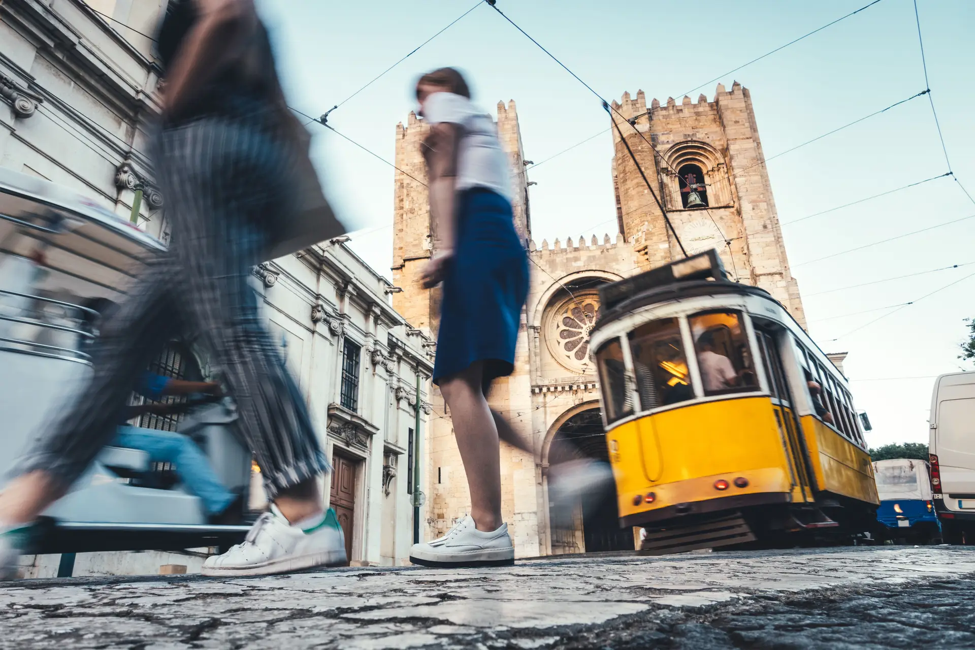 Covid-19. Lisboa é a região com mais casos no país, surtos estão relacionados com eventos sociais