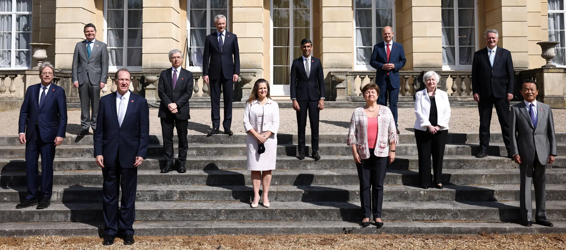 Ministros das Finanças do G7 chegam a acordo histórico para taxar multinacionais