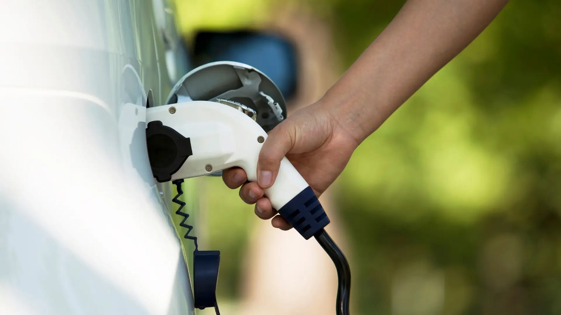 Candidaturas a apoio para compra de veículos elétricos abrem em 31 de março