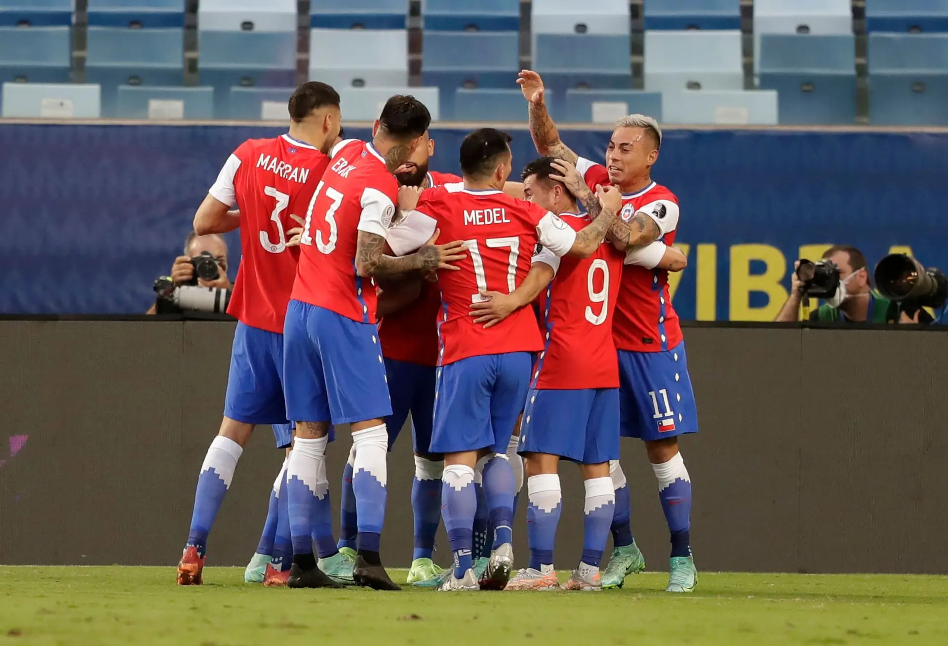 Chile conquista primeira vitória na Copa América ao vencer Bolívia