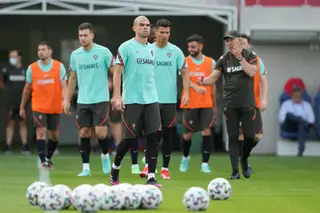 "Não estamos assim tão mal": Pepe confiante na vitória frente à França 