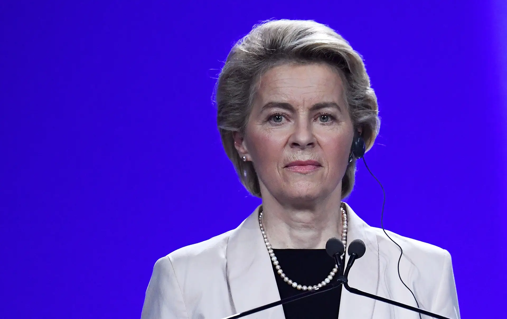 Von der Leyen diz que lei húngara contra direitos LGBT "é uma vergonha"