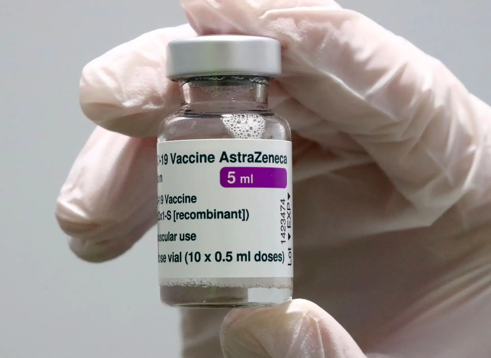 Covid-19. Síndrome de Guillain-Barré é efeito "muito raro" da vacina AstraZeneca