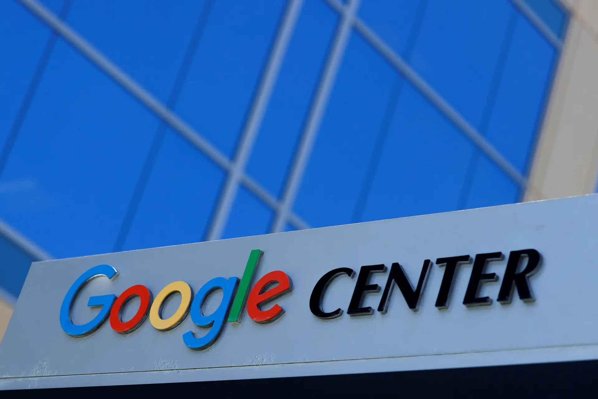 Estados norte-americanos acusam Google de monopólio no acesso a aplicações