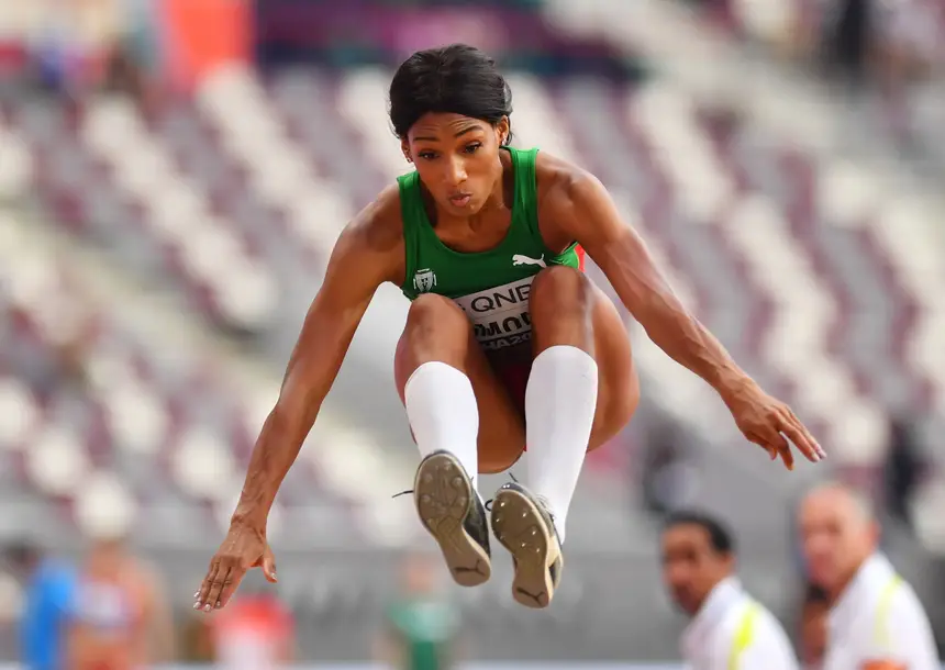 Patrícia Mamona bate recorde nacional do triplo salto ...