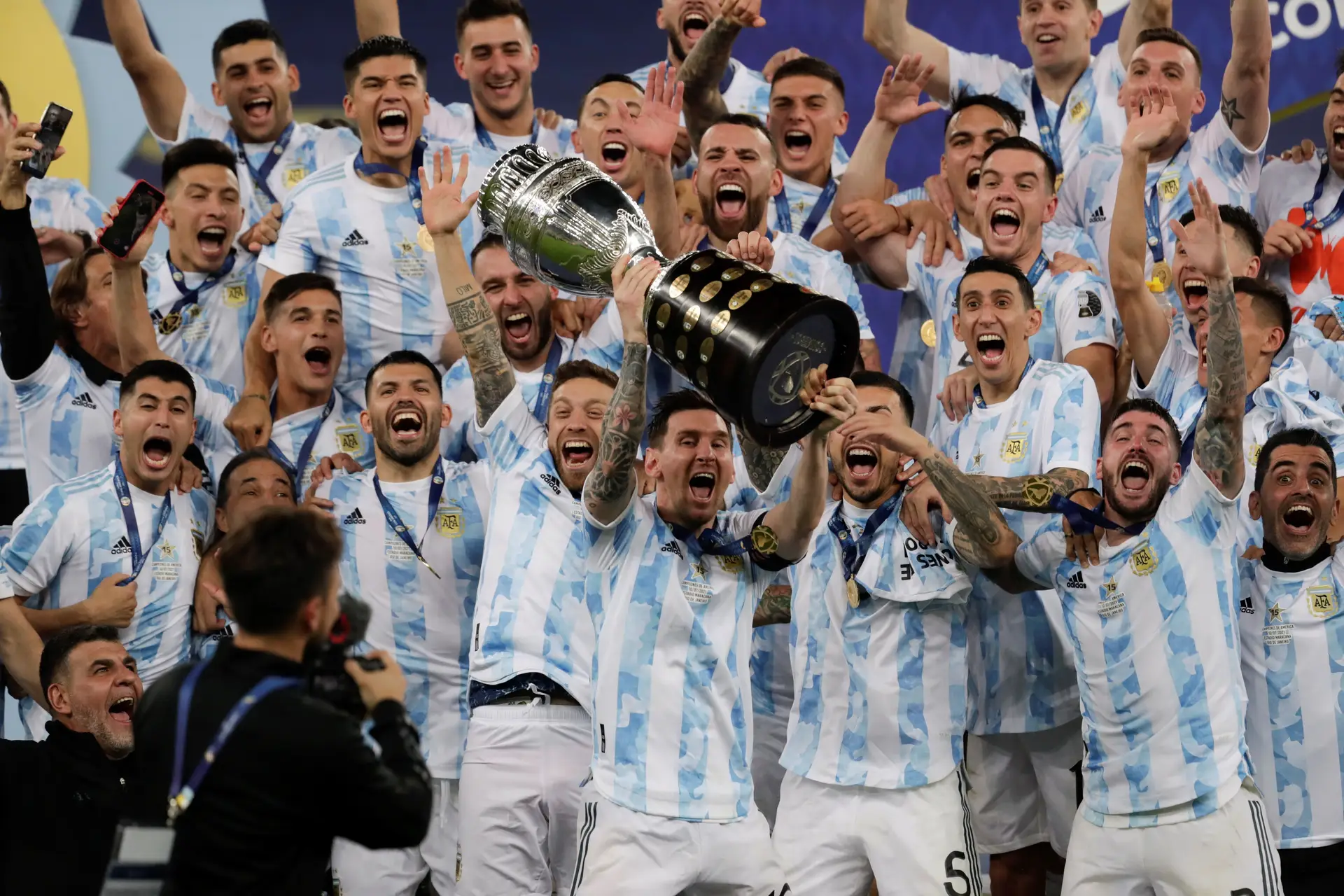 Argentina conquista a Copa América 28 anos depois