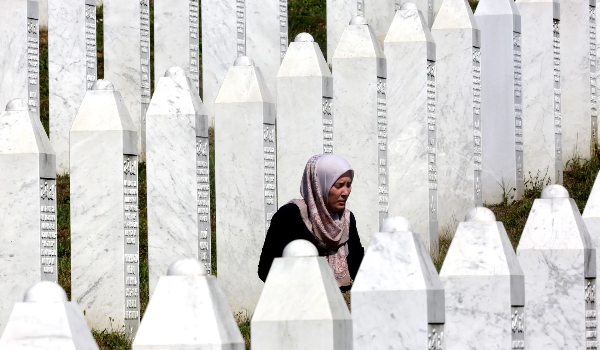 26 anos do massacre de Srebrenica. Mais de 8 mil muçulmanos foram mortos