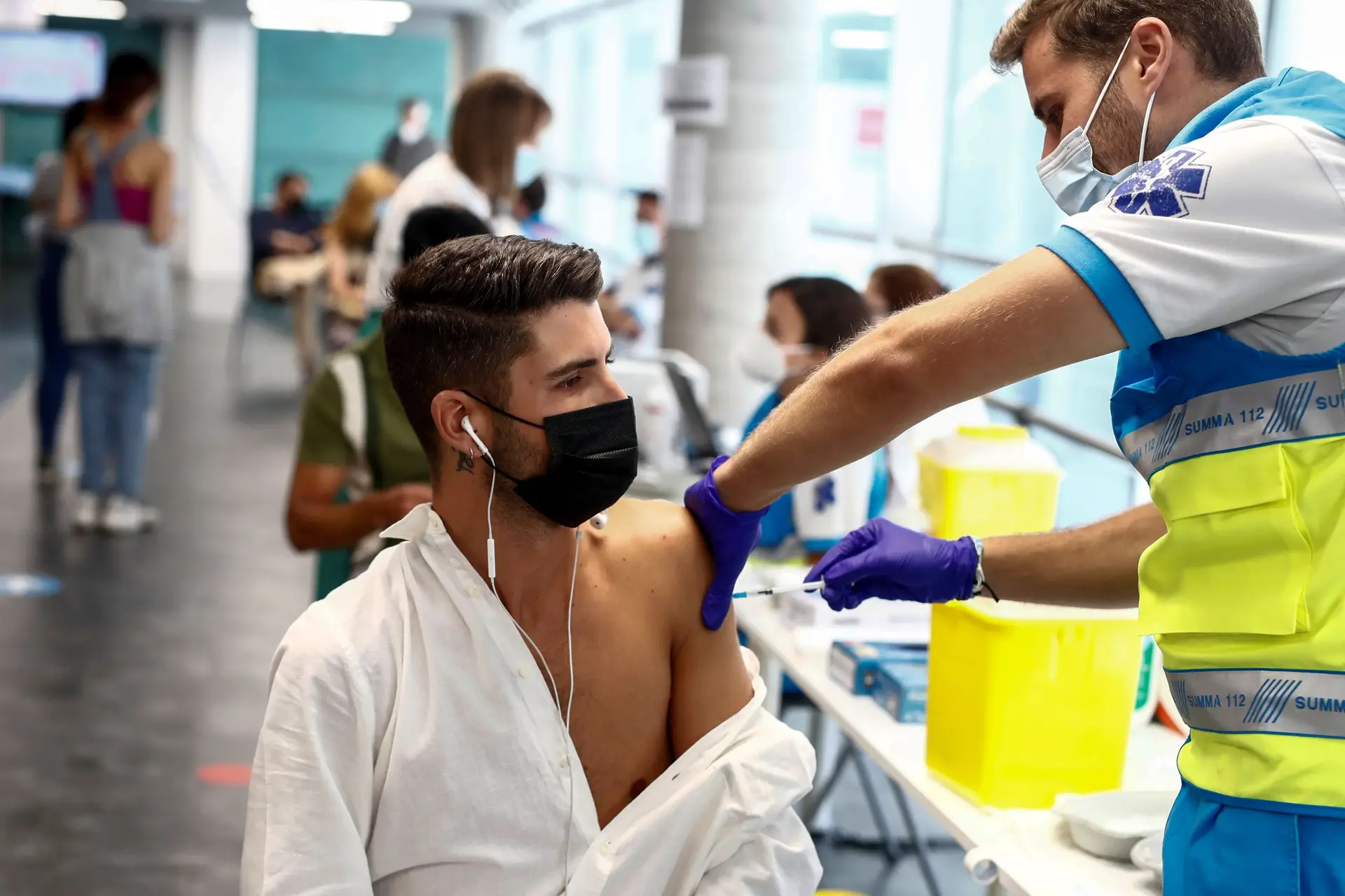 Covid-19. Autoagendamento da vacinação já está disponível para maiores de 18 anos