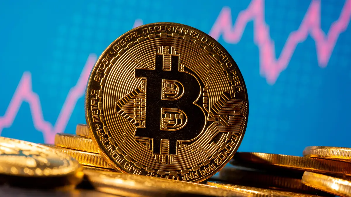 Bitcoin atinge novo máximo perto dos 69 mil dólares - SIC Notícias