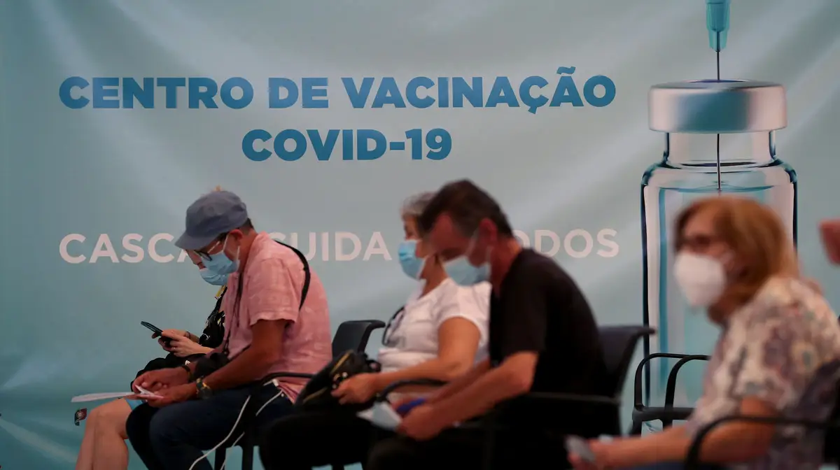 Centro de vacinação em Alcabideche, Cascais