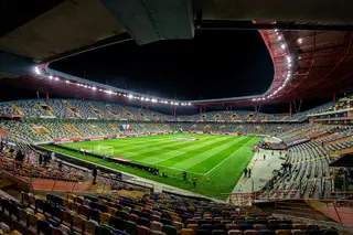 Supertaça entre Benfica e FC Porto vai jogar-se durante a semana