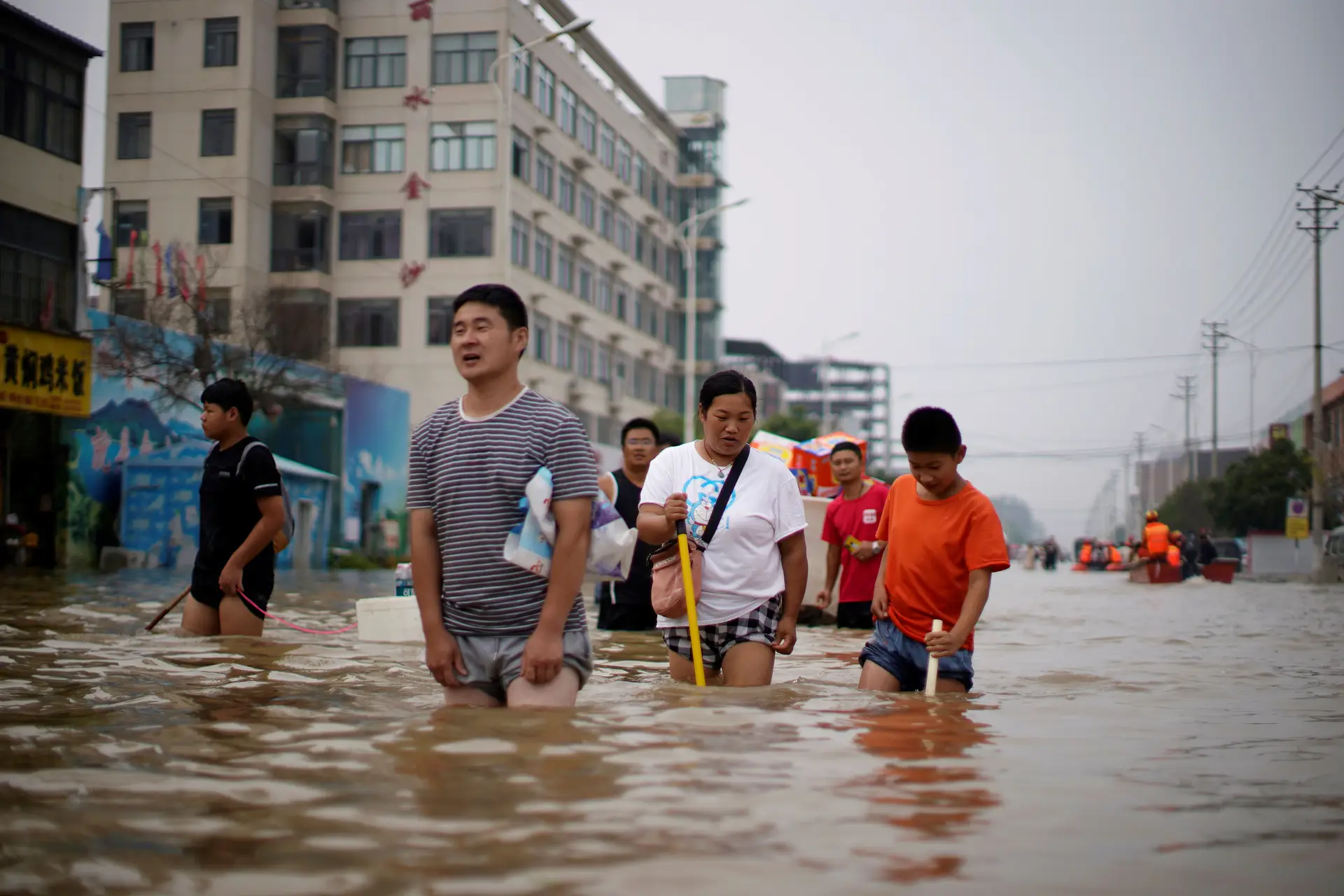 Autoridades chinesas alertam para "clima extremo" em agosto