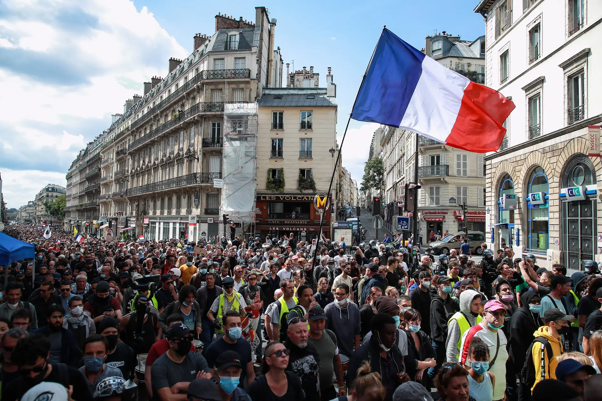 Protestos em França contra a obrigatoriedade de vacina e do certificado digital