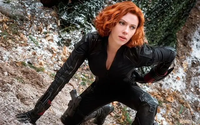 Scarlett Johansson no papel principal de "Viúva Negra": como controlar as receitas do "streaming"?
