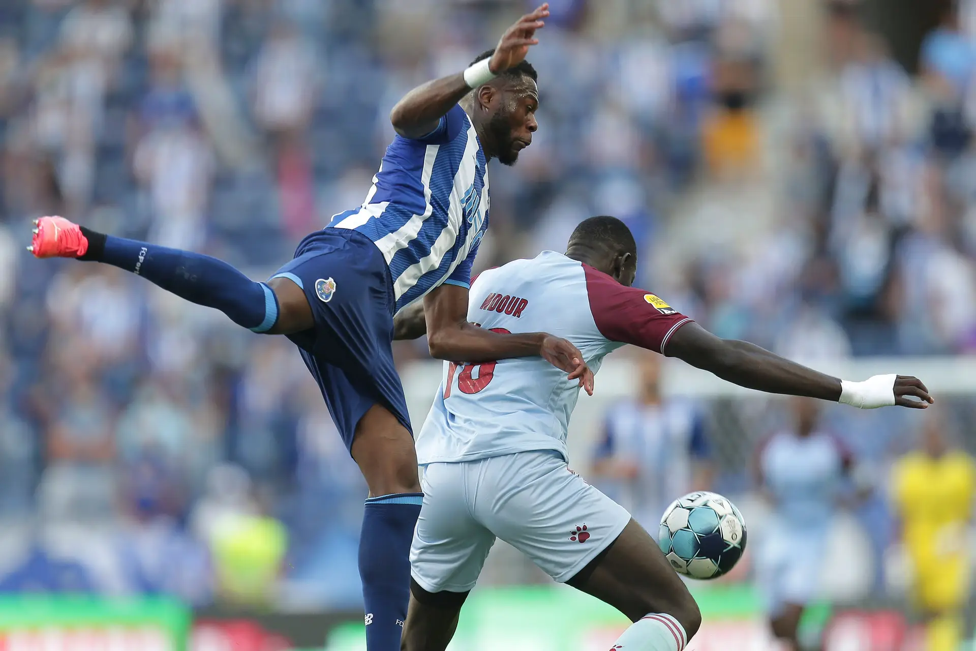 FC Porto arranca campeonato com vitória sobre Belenenses SAD