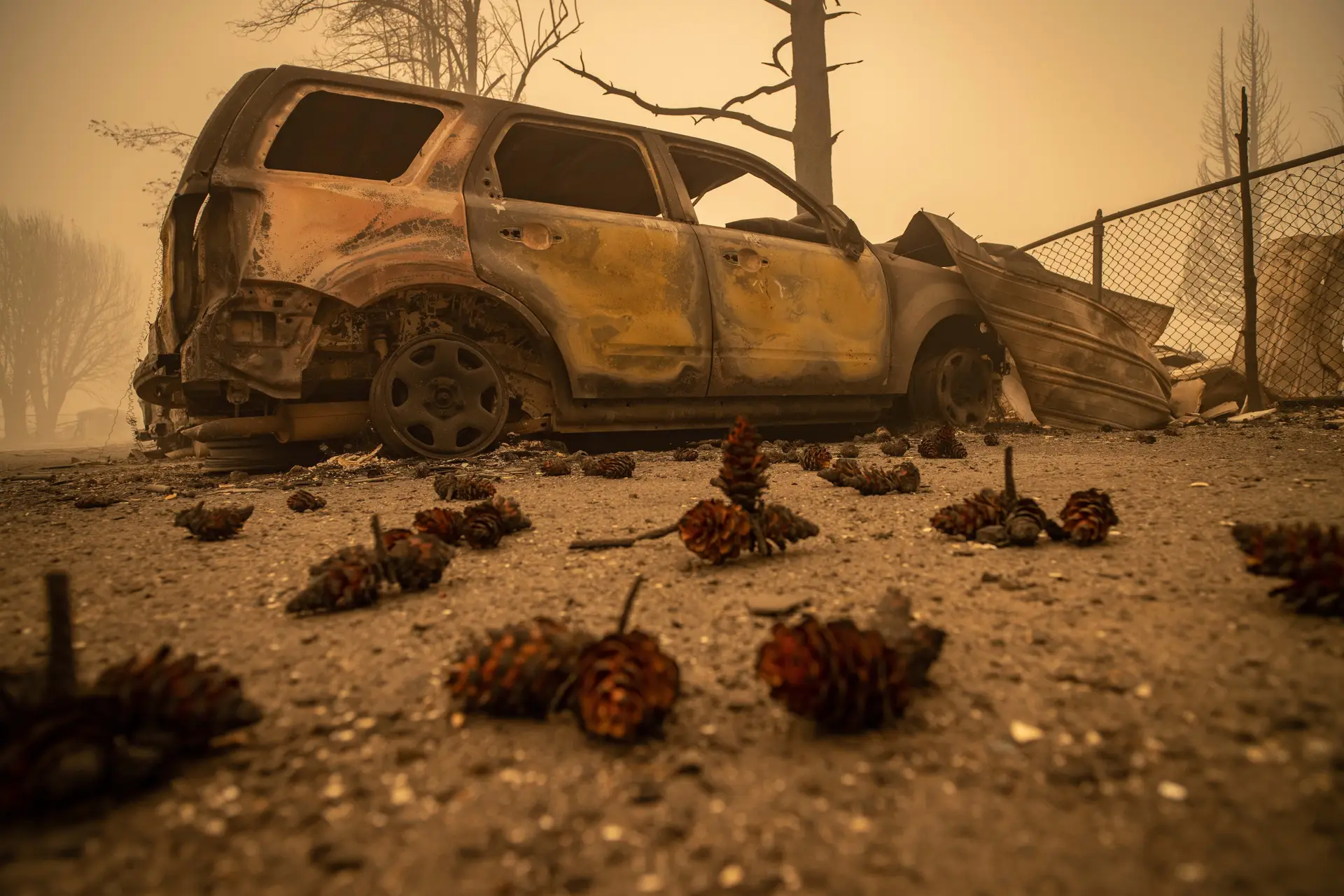 Incêndio Dixie torna-se o segundo maior da história da Califórnia