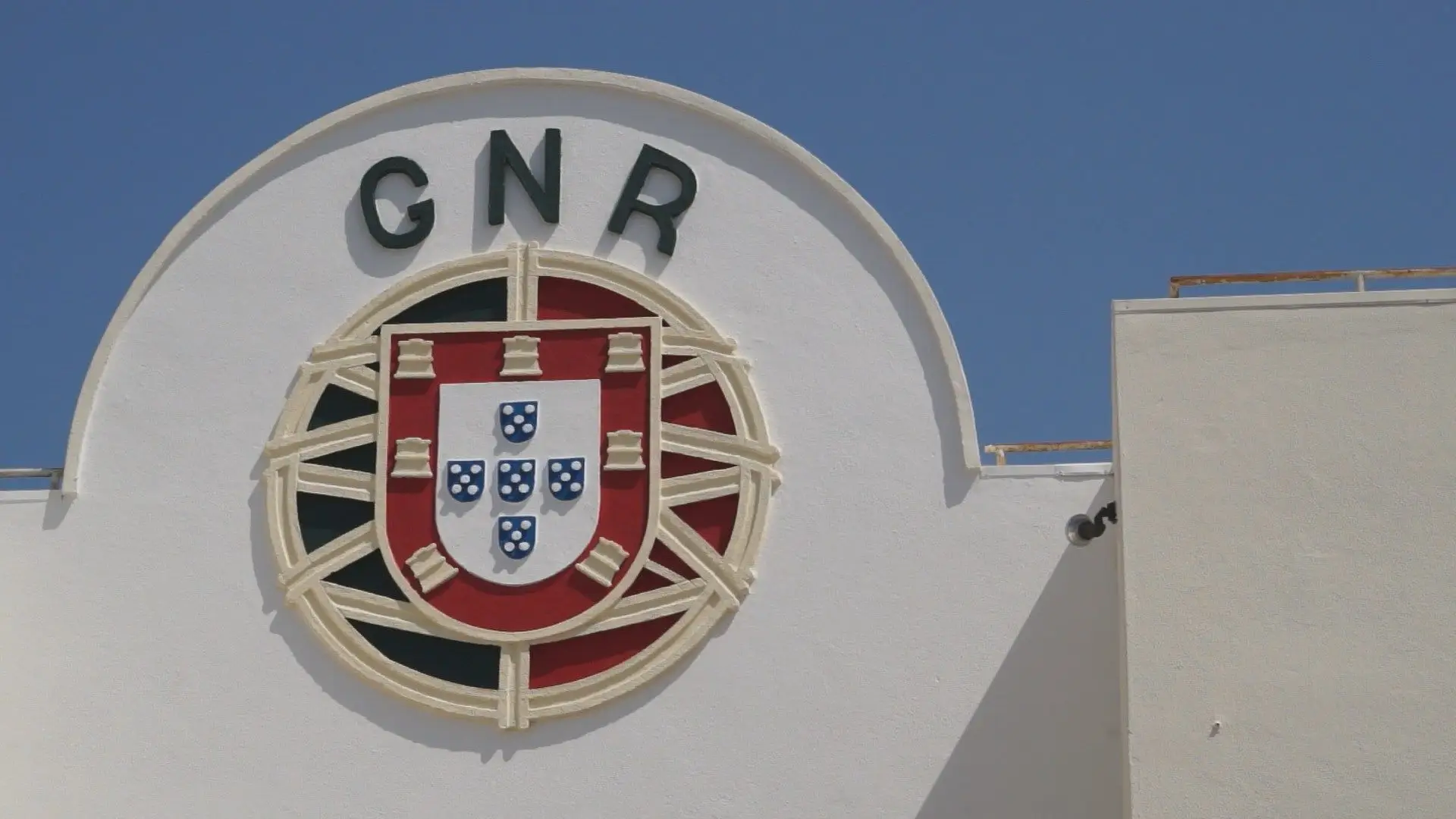 Expulso militar da GNR condenado a prisão por sequestro e agressões a imigrantes